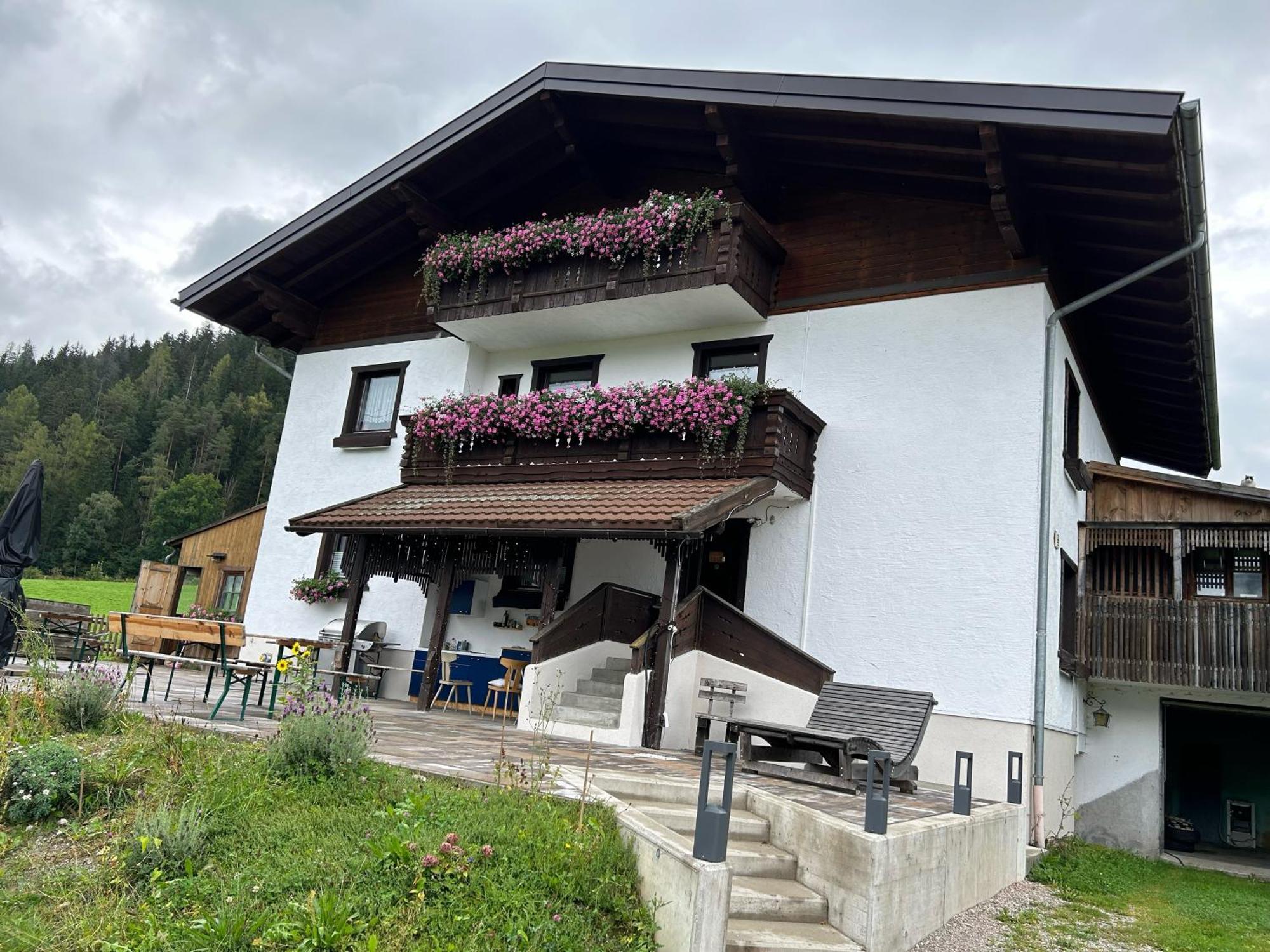 Haus Obertiefenbach Apartamento Radstadt Exterior foto